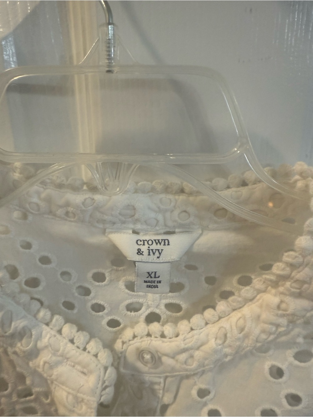 crown & ivy White Eyelet Button-Up Top